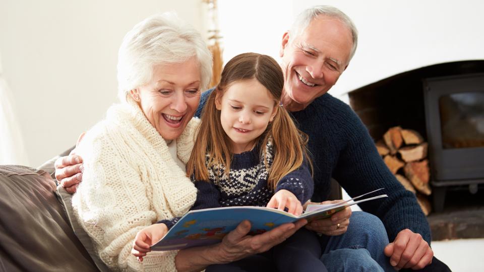 Heartfelt Bonds: Nurturing Connections with Your Grandchildren Heartfelt Bonds: Nurturing Connections with Your Grandchildren